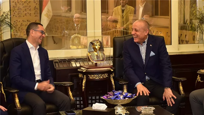 وزير الاستثمار والتجارة الخارجية يعقد لقاء مع مستثمري محافظة الأقصر