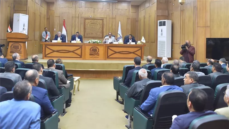 وزير الاستثمار : تشكيل فريق لحل تحديات مستثمرين قنا خلال 3 أسابيع