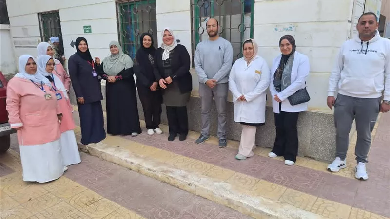 مرور ميداني لوكيل مديرية الصحة بدمياط لمتابعة وحدات كفر البطيخ 