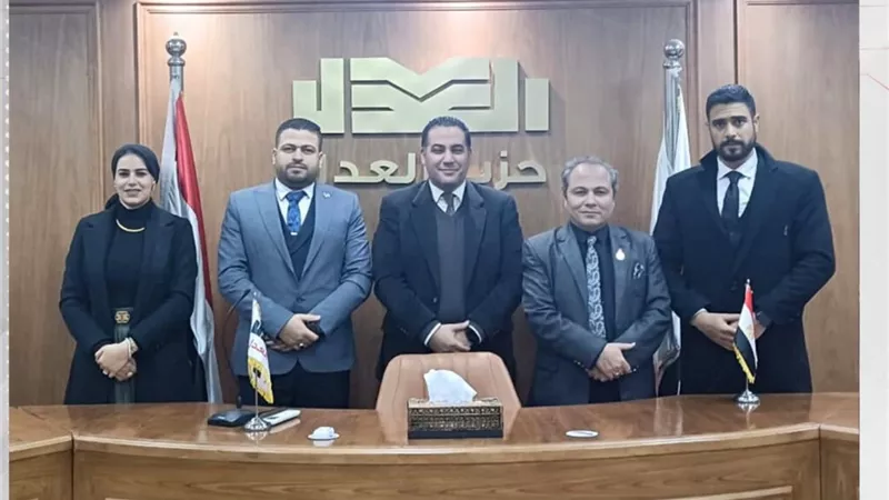 اجتماع تنظيمي لأمانة المحامين بحزب العدل لوضع خطة عمل ربع سنوية