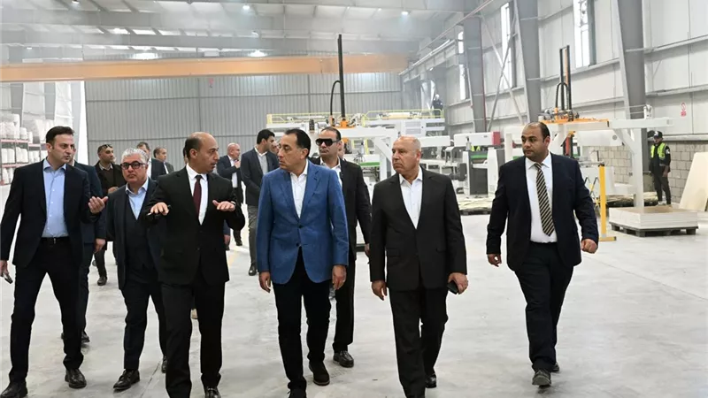 رئيس الوزراء يفتتح مشروع 