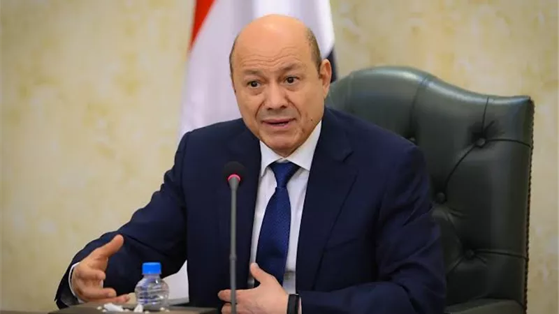 بعد تشكيلها رسميا..العليمي يكشف مهام اللجنة العسكرية العليا بقيادة التحالف