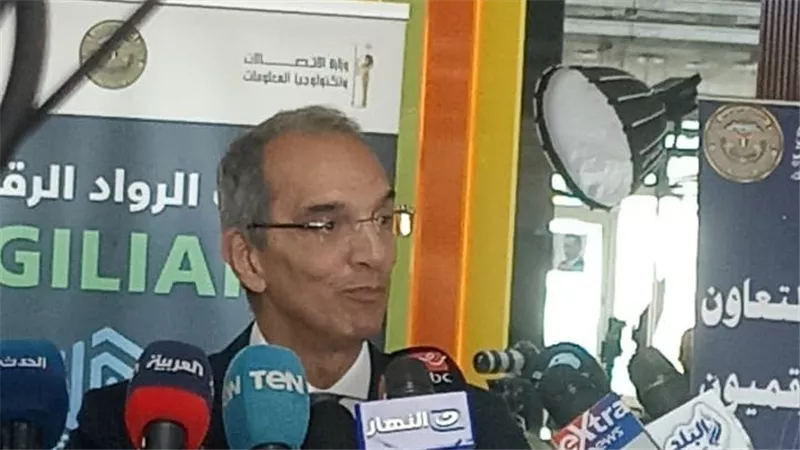 وزير الاتصالات: 30 شركة عالمية ومحلية تستضيف متدربي مبادرة «الرواد الرقميون»