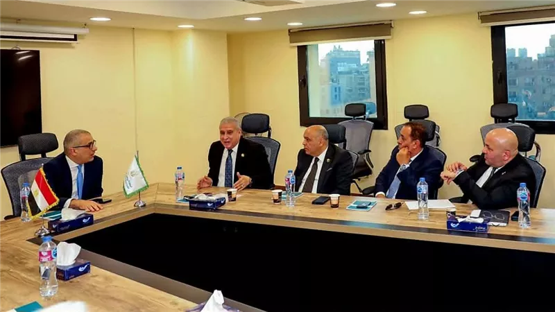 لبحث دعم صغار المزارعين.. لجنة الزراعة بالشيوخ تلتقي رئيس البنك الزراعي المصري