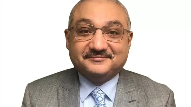 أيمن ثابت رئيسًا لقطاع التخطيط بالشركة القابضة لمصر للطيران