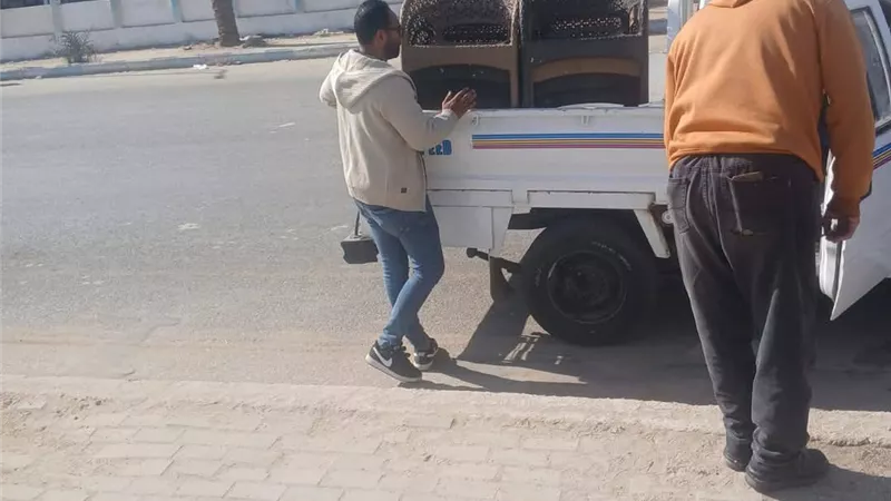 تكثيف حملات لرفع الإشغالات وإزالة التعديات بنطاق حي السويس