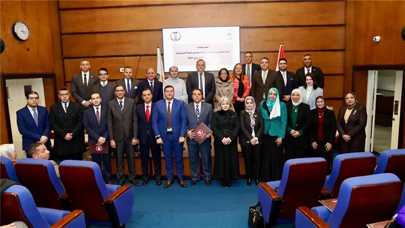 النيابة الإدارية تختتم دورتين تدريبيتين في الإدارة والذكاء الاصطناعي