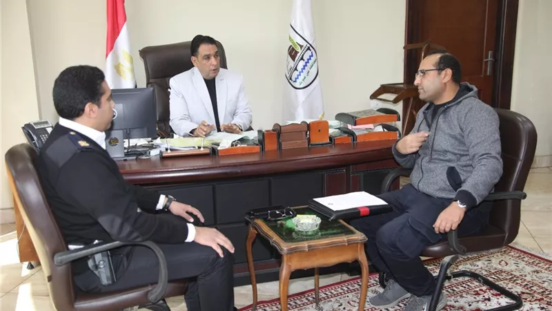 بنى سويف: لجنة فحص السيارات المُفرج عنها لذوي الإعاقة تواصل عملها