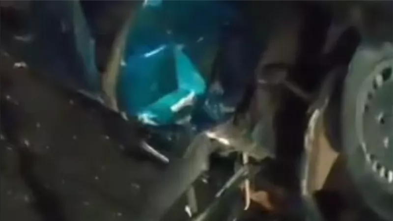 العربية اتعجنت.. حادث مروع علي محور ياسر رزق بالمقطم