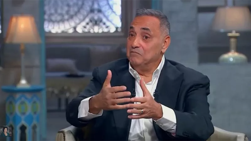 منصور عامر: أمي كانت قدوة في العطاء والكرم وسباقة للخير