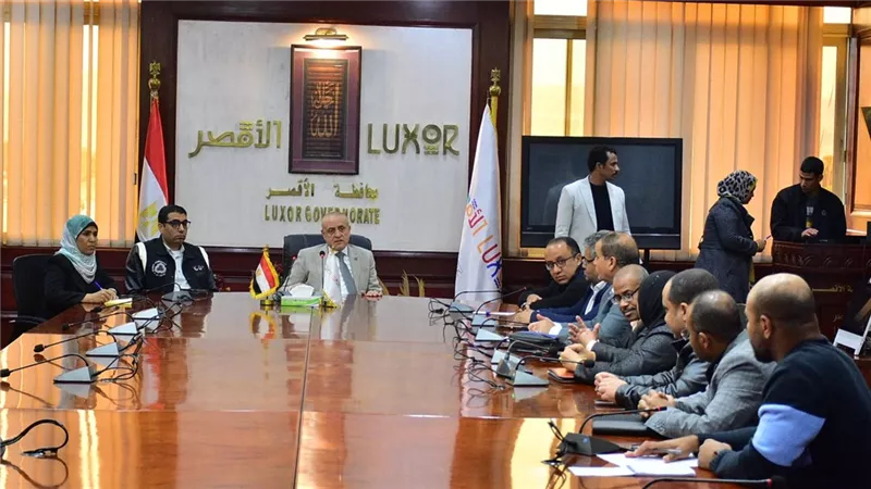 حياة كريمة تغيّر وجه الريف بالأقصر.. دفعة قوية لمشروعات الصرف الصحي 