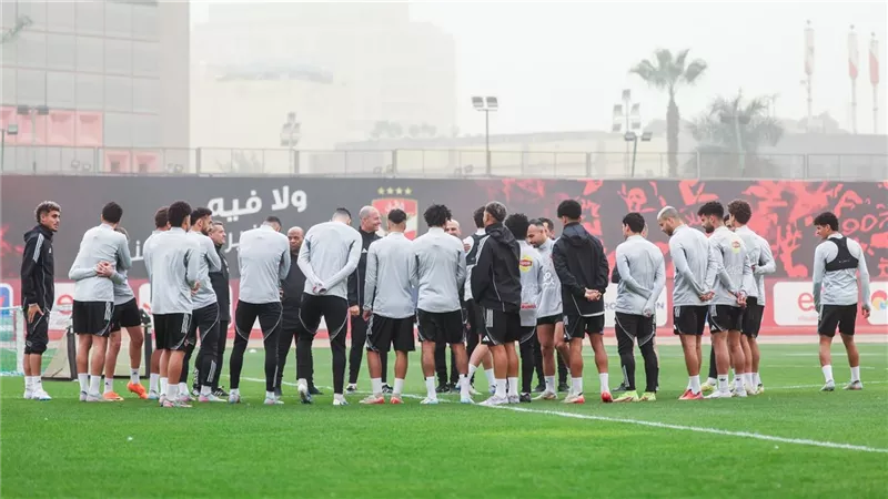 بعد رحيل عمر كمال .. الأهلي يتعاقد مع ظهير أيمن جديد (خاص)