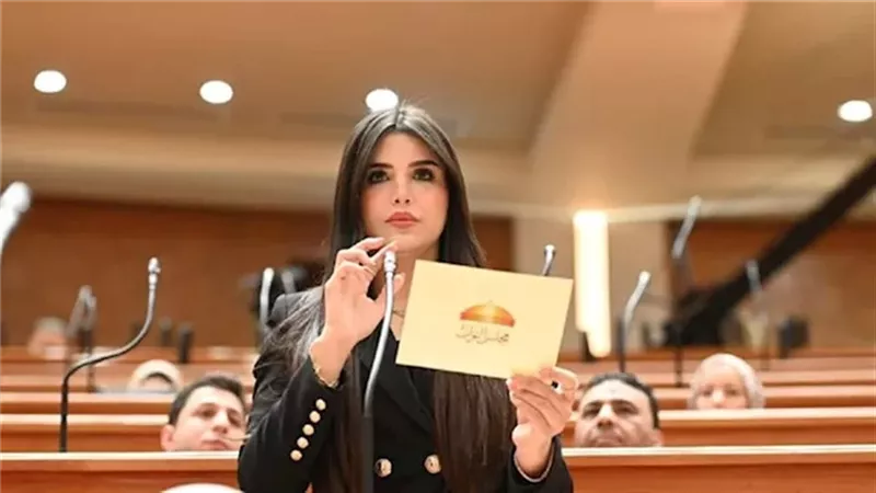 النائبة ريهام أبو الحسن ناعية أماني أبو سحلي: رحيلها ترك غصة وحزنًا كبيرًا في نفوس زملائها