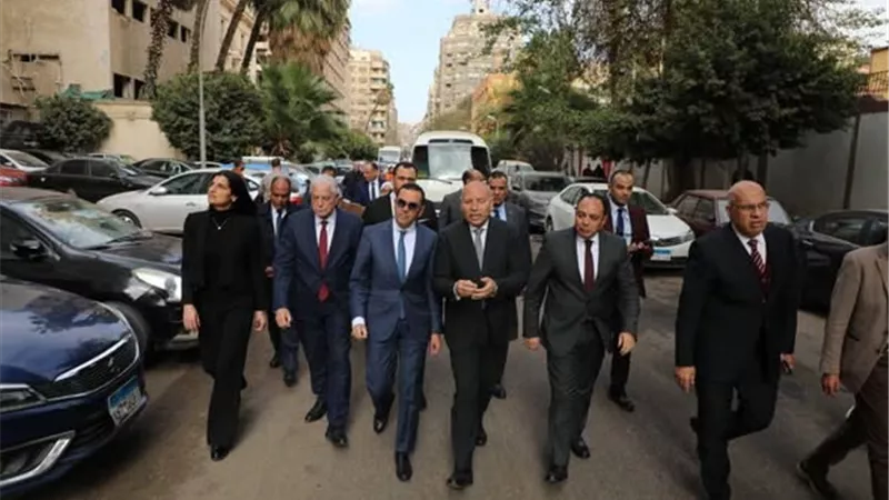 جولة وزارية في وسط البلد لتطوير المباني وتحويلها لمشروعات فندقية