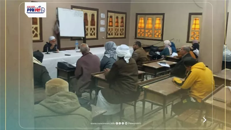 أوقاف الفيوم تواصل فعاليات الدراسة بالمركز الثقافي الإسلامي لتعزيز الوعي