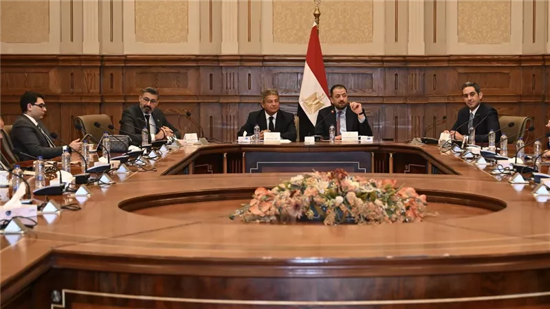 «ثقافة الشيوخ» تناقش مستقبل الإعلام بحضور المهندس خالد عبدالعزيز