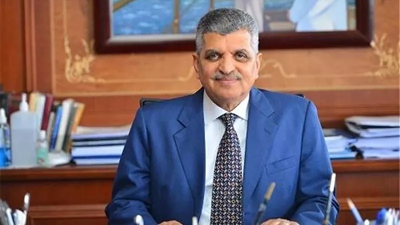 أسامة ربيع: تعميق قناة السويس أتاح عبور سفن عملاقة بحمولات تصل إلى 240 ألف طن