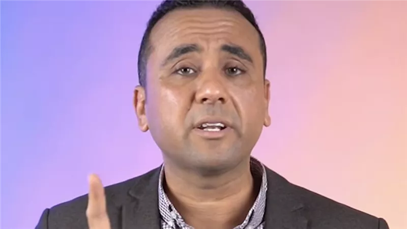د. عمرو عبدالعزيز يكشف العمر المناسب لتطعيم الأطفال بالإنفلونزا الموسمية 