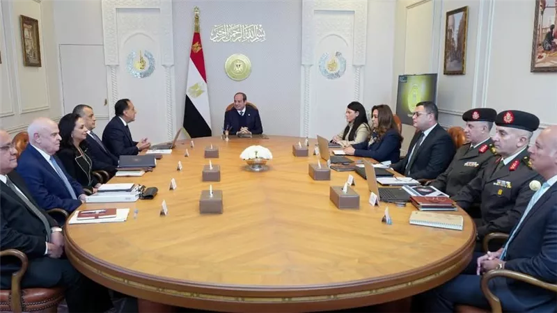 السيسي يتابع مُستجدات الموقف التنفيذي لمبادرة حياة كريمة
