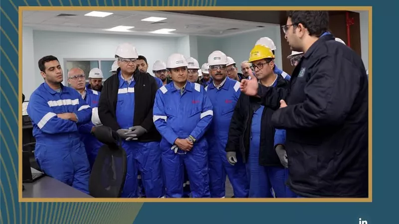 رئيس إيجاس يتابع الموقف التنفيذي لتوسعات مجمع غازات الصحراء الغربية