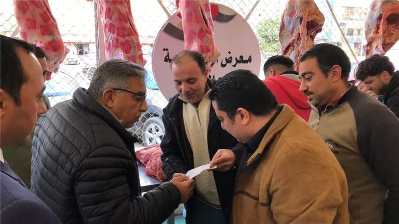 محافظ الدقهلية يتفقد المعرض الدائم للسلع الغذائية بحي شرق المنصورة