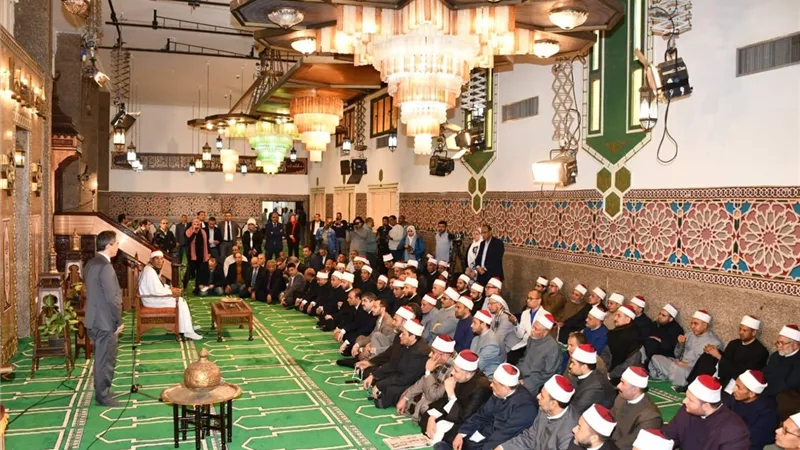 بعد قليل.. بدء احتفال الإسراء والمعراج من مسجد الإمام الليث |المراغي قارئا