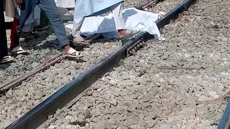 وفاة مسن دهسًا تحت عجلات القطار بمركز منفلوط في أسيوط