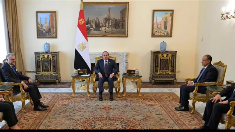 محمد صادق إسماعيل يبرز دلالات لقاء الرئيس السيسي بكبير مستشاري الرئيس الأمريكي
