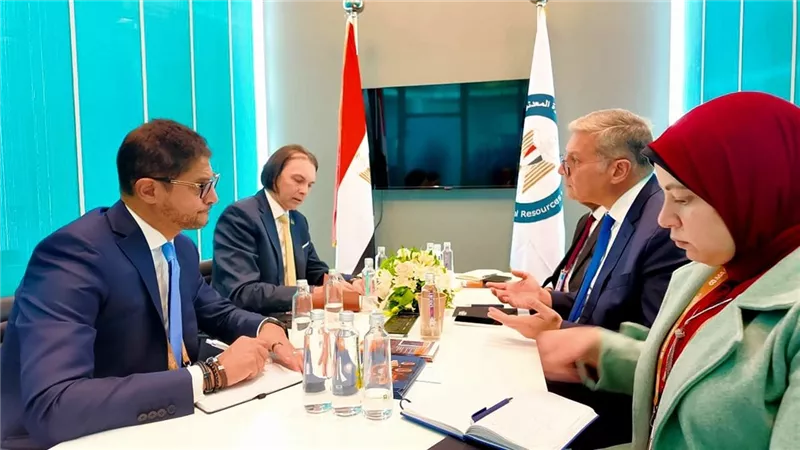 وزير البترول يبحث مع شلمبرجير العالمية التعاون في مجال المعادن الحيوية