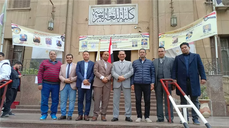 نائب رئيس جامعة الأزهر يتفقد لجان امتحانات الفصل الدراسي الأول