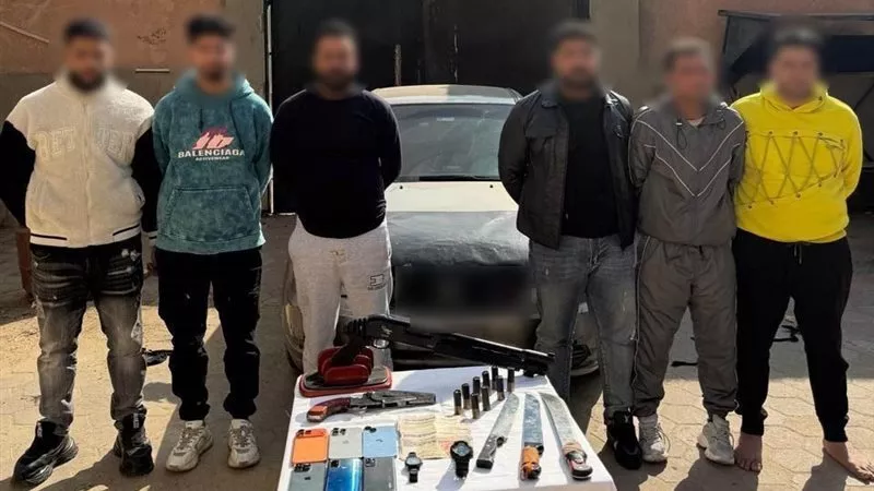 اعترفوا بالسطو المسلح.. التحقيق مع المتهمين بسرقة مركز علاج طبيعي بالمرج 