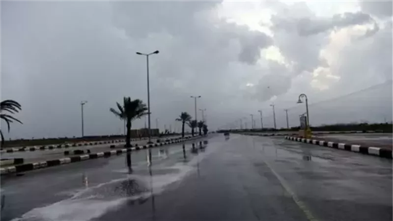 حر وبرد في ساعة واحدة.. مصرفي يفتح النار على خبراء الأرصاد: 