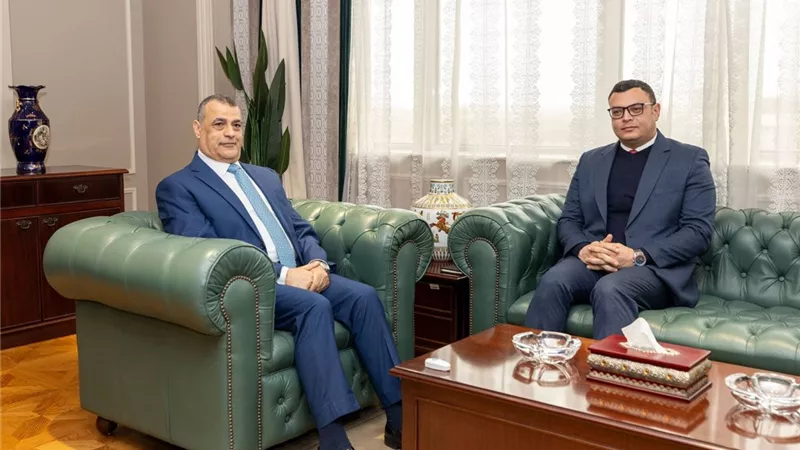 وزيرا الإنتاج والإسكان يتابعان الموقف التنفيذي لمشروعات المبادرة الرئاسية