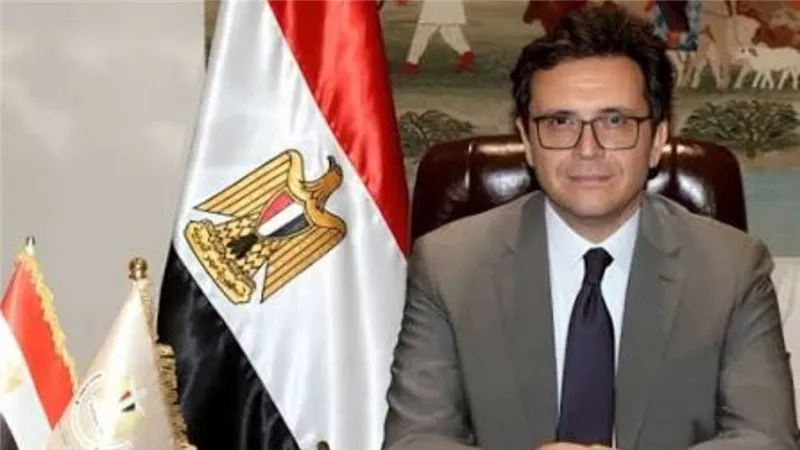 وزير الثقافة يتفقد الاستعدادات النهائية لانطلاق الدورة الـ57 لمعرض القاهرة 