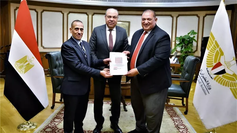وزير الطيران: خطة تحول الاستدامة لقوة اقتصادية تعزز مكانة مصر عالميًا وجويًا
