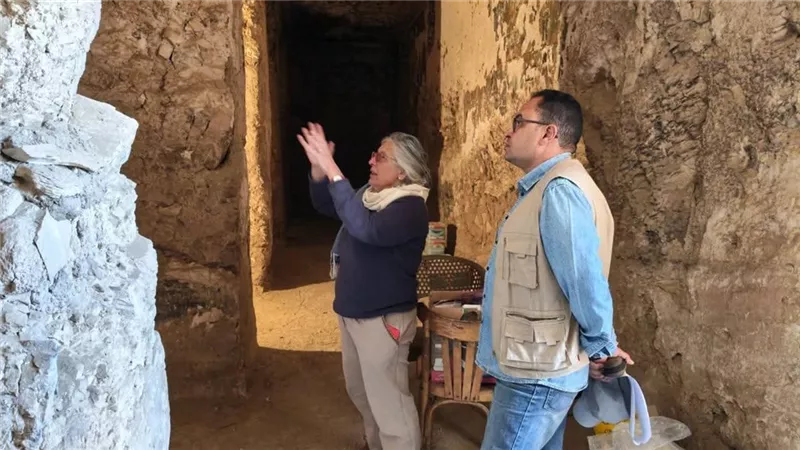 من مقابر الجبل إلى وديان الأسرار.. مدير آثار الأقصر يرسم ملامح موسم متميز 
