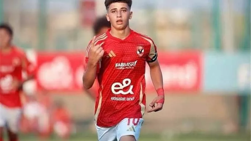 بلال عطية نجم الأهلي يطير إلى ألمانيا غدا للانتقال لهانوفر