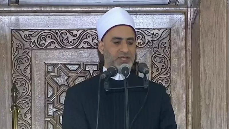 خطبة الجمعة بـ «العزيز الحكيم»| عبدالباري: الصلاة هدية ولا معراج لمن لا يؤديها