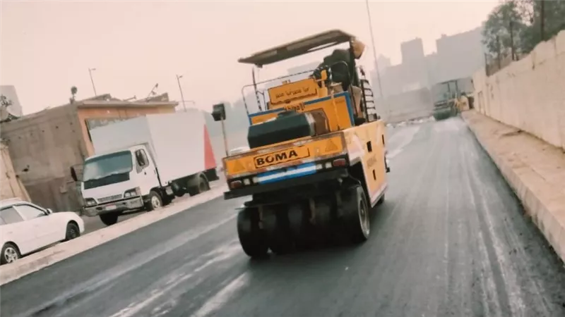 محافظ قنا: رصف وصيانة وترميم عدد من شوارع نجع حمادي لرفع كفاءتها 