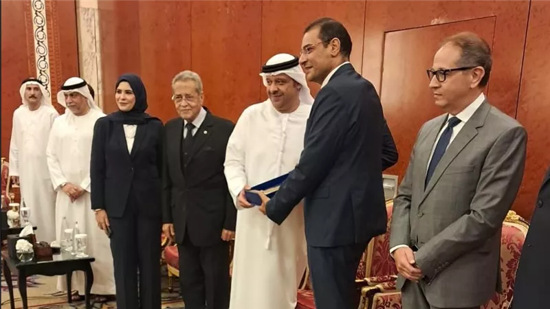 المكتب الثقافي المصري بأبوظبي يشارك في افتتاح ملتقى توب نوتش أبوظبي 4