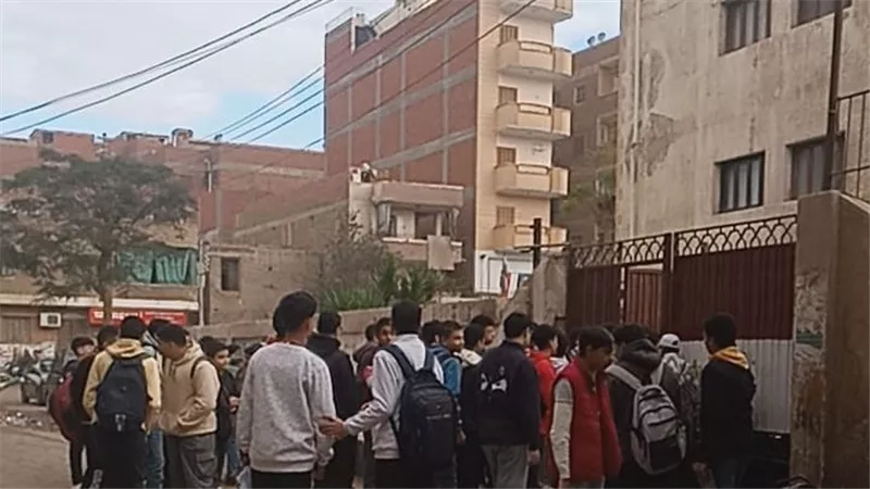 تداول ورقة اسئلة وضبط حالتي غش بامتحان اللغة العربية للشهادة الإعدادية بالمنوف