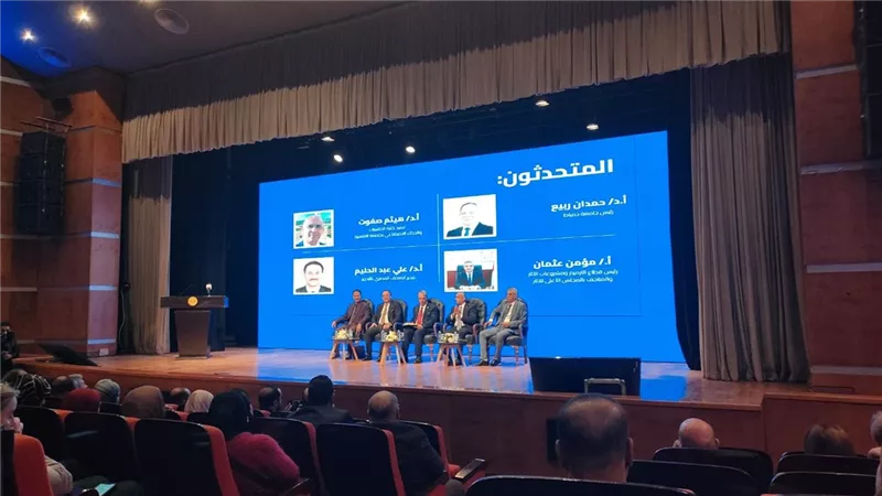 الأمين العام للآثار: نشاط أثري غير مسبوق بمصر واكتشاف مقبرة تحتمس الثاني