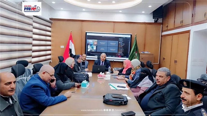 مدير تعليم الفيوم يتابع امتحانات الشهادة الإعدادية من غرفة العمليات الرئيسية
