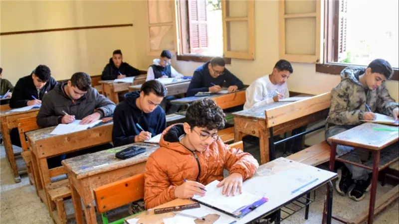 إحالة ملاحظة للنيابة واستبعاد رئيس لجنة بـ 
