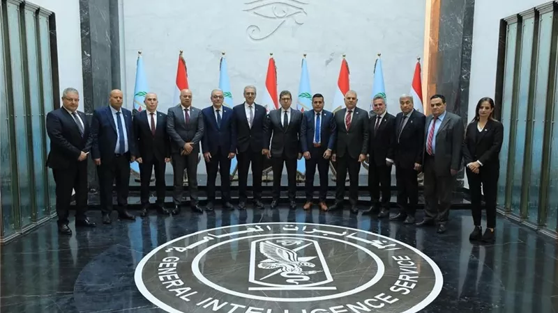 رئيس المخابرات العامة يستقبل رئيس اللجنة الوطنية الفلسطينية لإدارة غزة