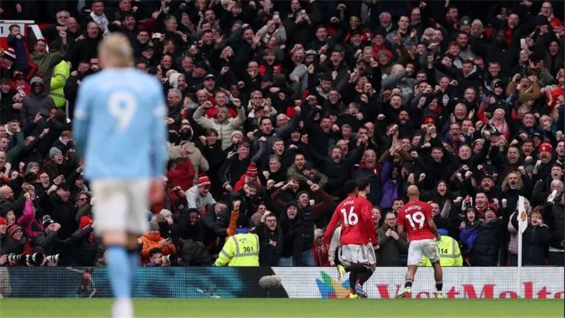 ملخص ونتيجة مباراة مانشستر يونايتد والسيتي (3-0) الشوط الثاني بالبريميرليج