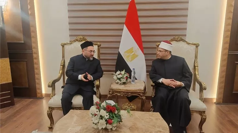 مفتي أوزبكستان يصل إلى القاهرة للمشاركة في المؤتمر الدولي 36 للشئون الإسلامية 