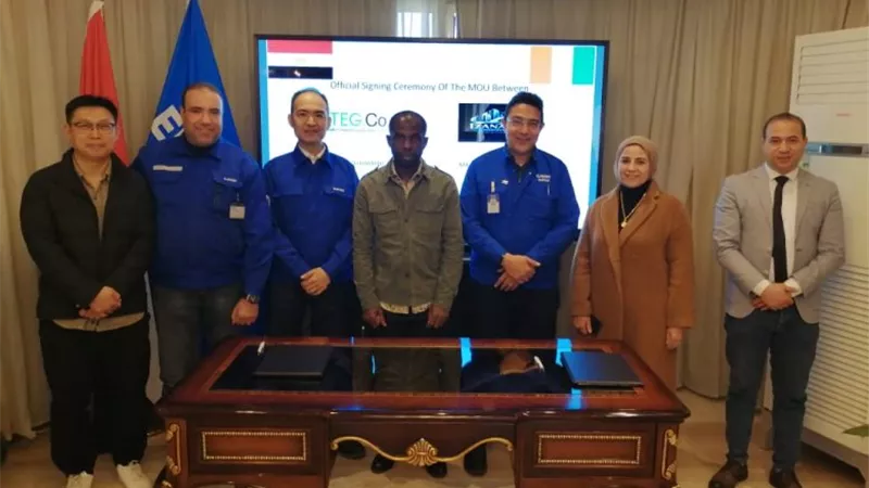 مجموعة العربي توقع مذكرة لتصدير الزجاج الهندسي إلى كوت ديفوار