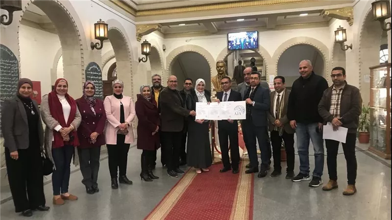 تجديد شهادات الأيزو الدولية لكلية العلوم بجامعة القاهرة فى نظم إدارة استمرارية