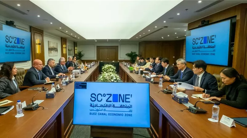 رئيس قناة السويس يلتقي وزيرالتجارة بكوريا الجنوبية لبحث التعاون المشترك